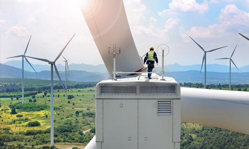 Take-over inspection of a wind turbine