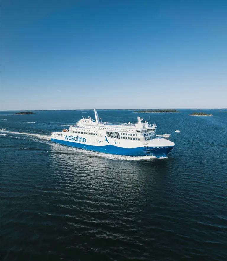 Auroa Botina with Wärtsilä engine